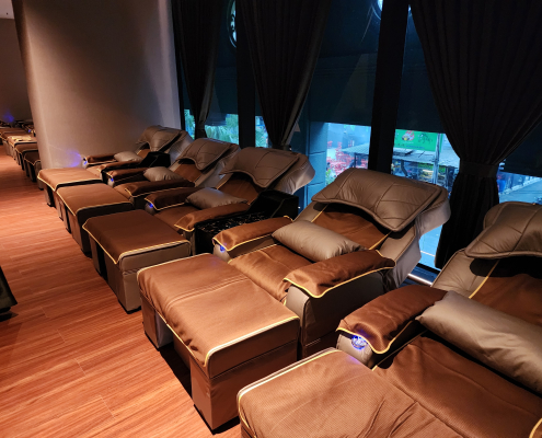 Health World Spa and Massage